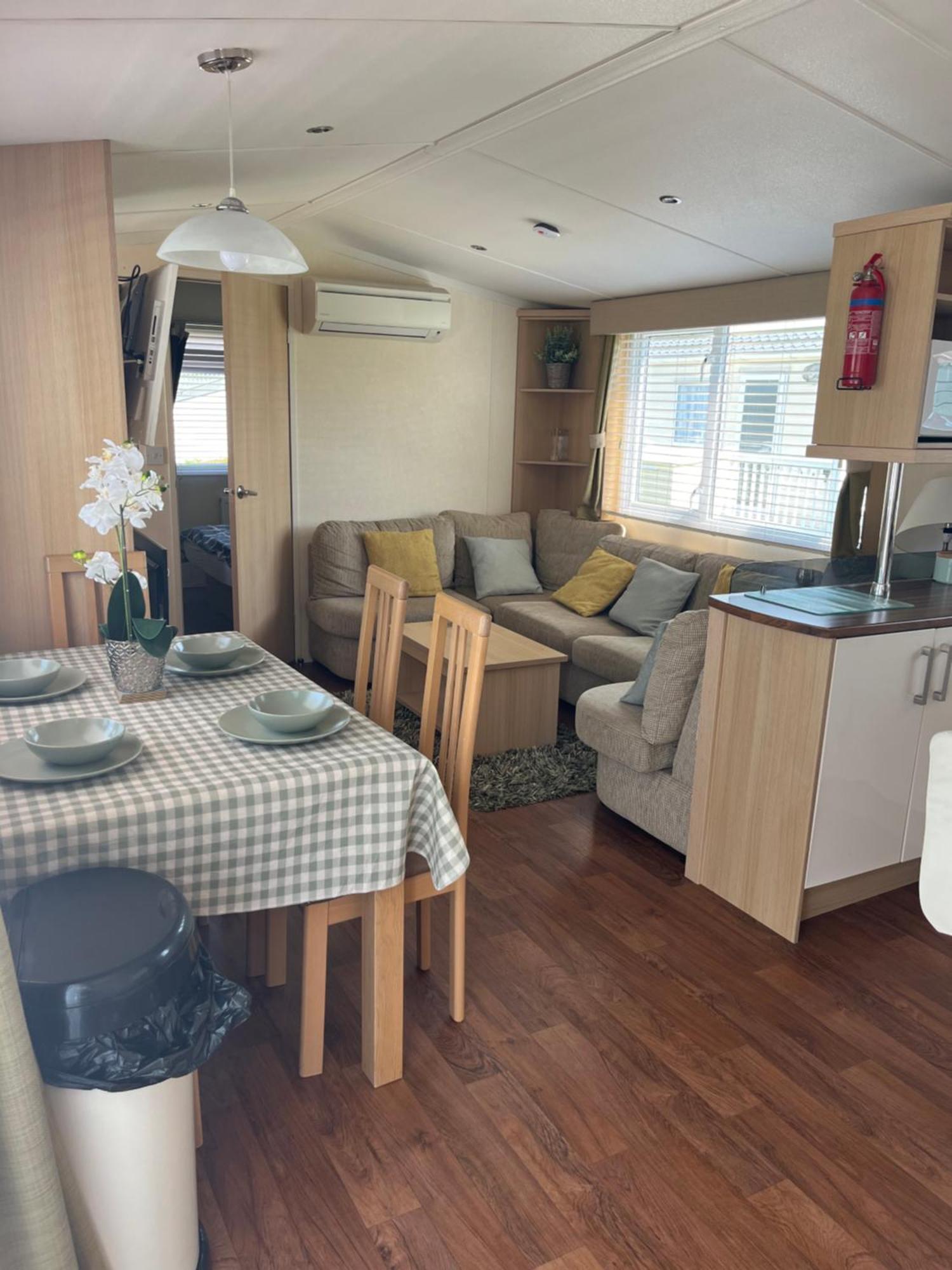 21 Riverview, Allhallows * Rochester (Kent)
